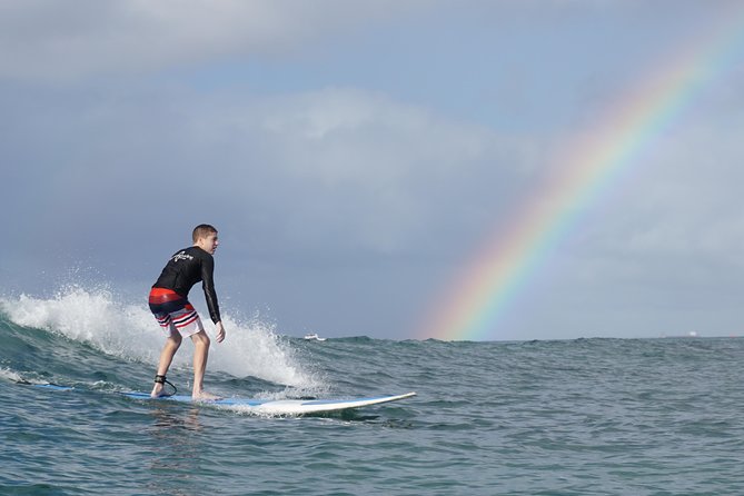 1.5-Hour Semi Private Surfing Lesson in Honolulu - Waikīkī Beach is a friendly place to learn