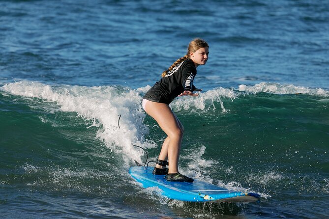 2 Hour Private Surf Lesson in Lahaina - The first 20 to 25 minutes on the beach