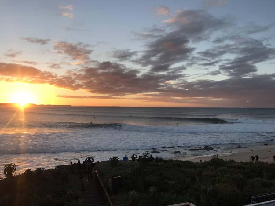 2 Hour Surf Lesson Jeffreys Bay - The first 20 minutes: theory before the water