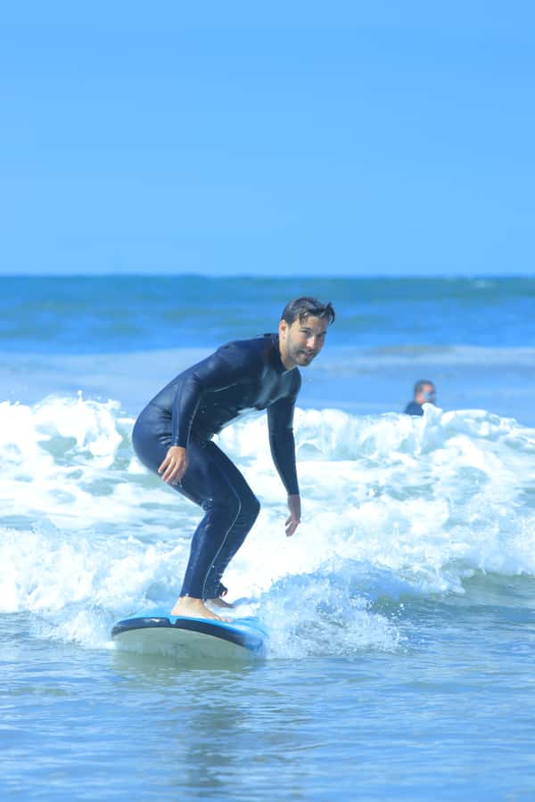 Agadir: Beginner Surf Lesson – Equipment Included - Key points at a glance