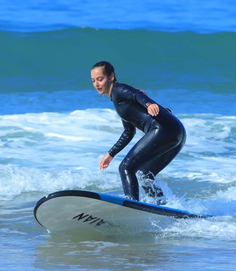 Agadir: Beginner Surf Lesson – Equipment Included - Optional action photos during the lesson