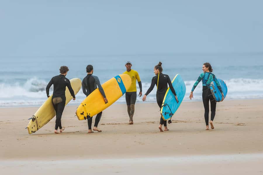 Agadir: Small Group Surf Lesson - Equipment, transport, and what you need to bring