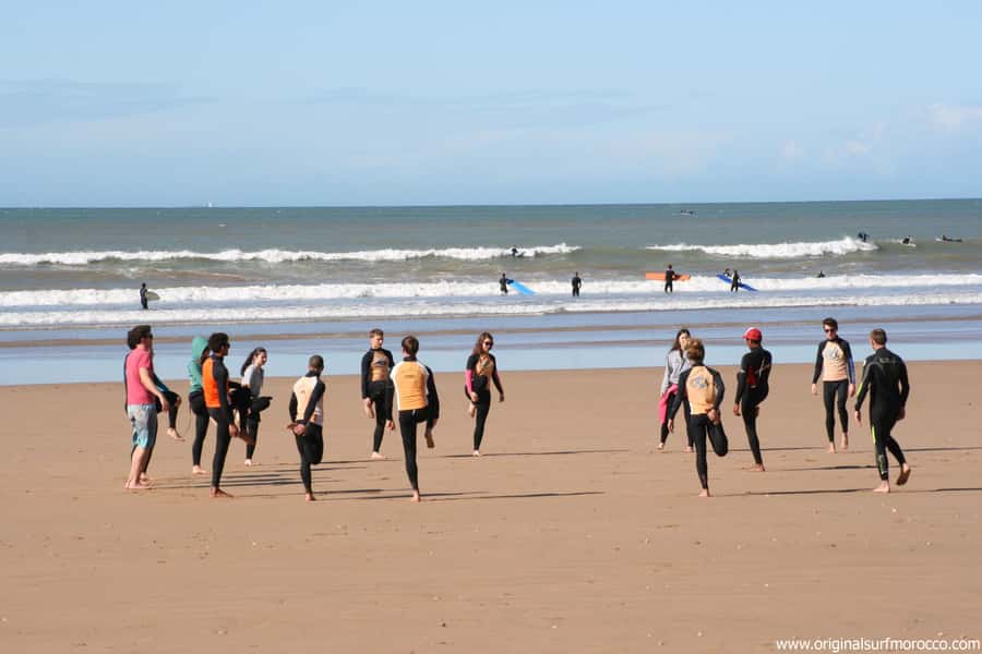 Agadir: Taghazout Beach Surf Lesson with Lunch and Transfer - Who should book this Taghazout surf lesson?