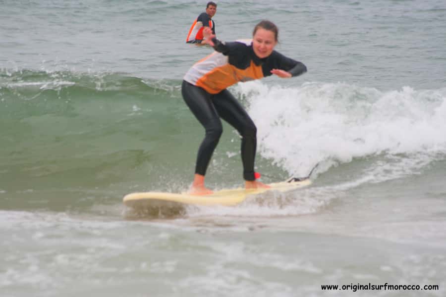 Agadir: Taghazout Beach Surf Lesson with Lunch and Transfer - Equipment, safety, and comfort
