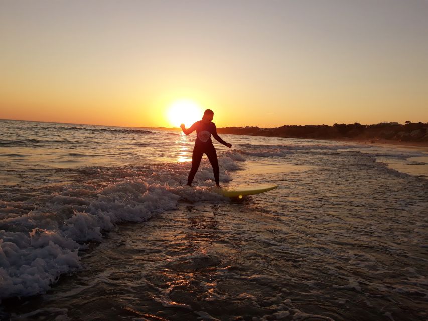 Albufeira: 2-Hour Falesia Beach Surf Lesson - Arriving at Falésia Beach for a two-hour lesson