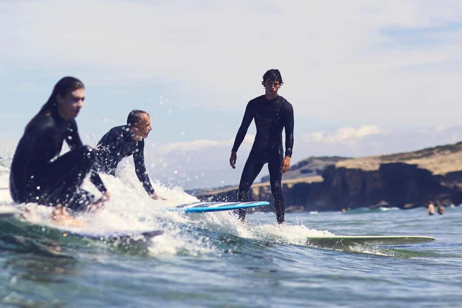 Albufeira: Small Group Surf Lesson with Private Instructor - Who should book this Galé Beach lesson