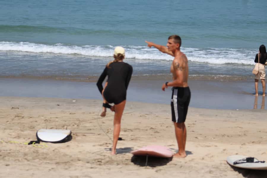 Bali: Beginner and Intermediate Surf lesson Nusa Dua - Who should book this Bali surf lesson?