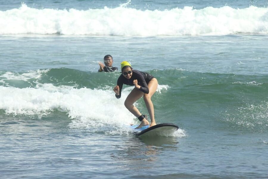 Bali: Seminyak Beach Surf Lesson Experience 2 Hour - Who should book this lesson