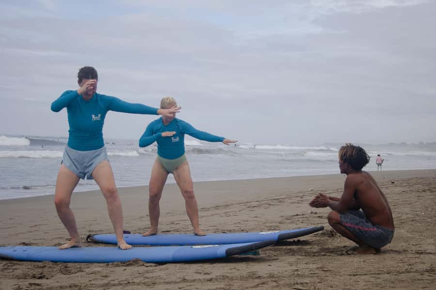 Beginner Surf Lessons in Canggu - The first 30 minutes: theory and beach practice