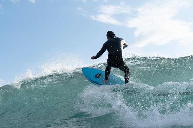Beginners, intermediate and advanced surf lessons - The first 30 minutes: learning before you paddle