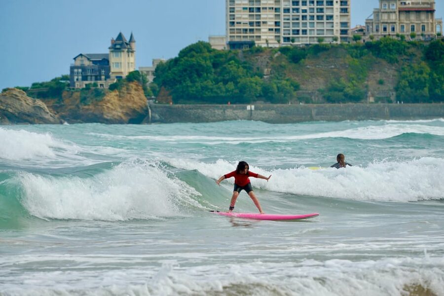 Biarritz: 1.5-Hour Group Surf Lesson - Who will enjoy this Biarritz activity?