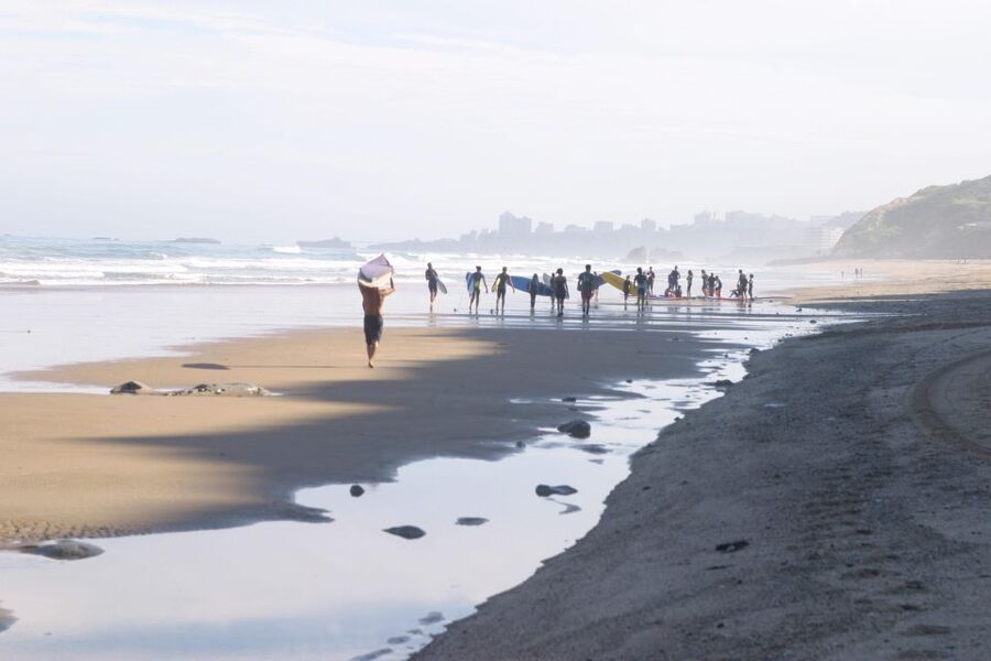 Biarritz : Cours de surf sur la côte Basque. - Languages and the feel of instruction