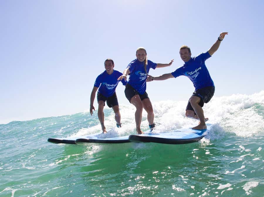 Bondi Beach: 2-Hour Surf Lesson Experience for Any Level - Why Bondi is a good place to try surfing