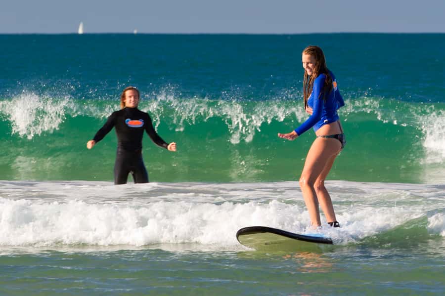 Broadbeach: 2 Hour Surf Experience on the Gold Coast - Who should book this Broadbeach lesson?