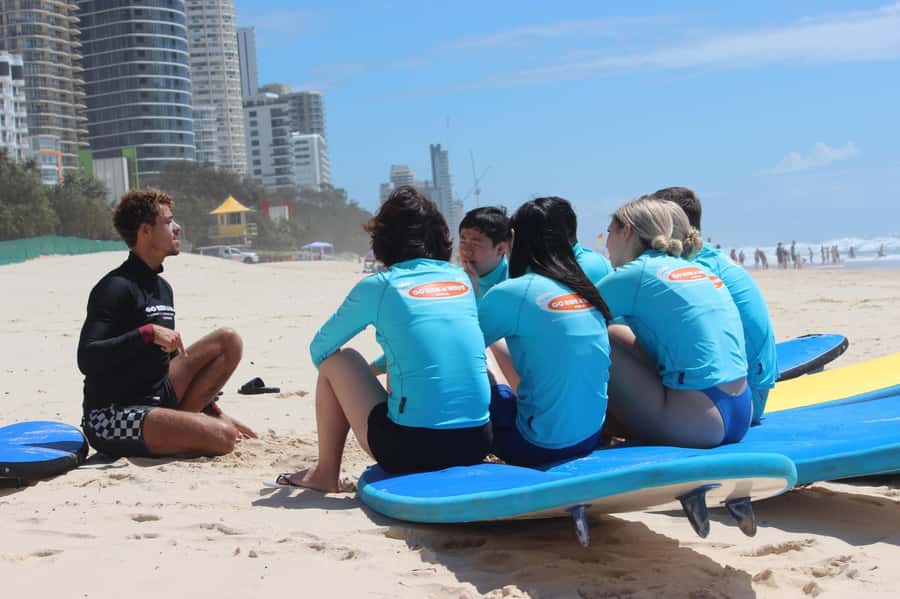 Broadbeach: 2 Hour Surf Experience on the Gold Coast - The first 20 minutes: safety before surfing