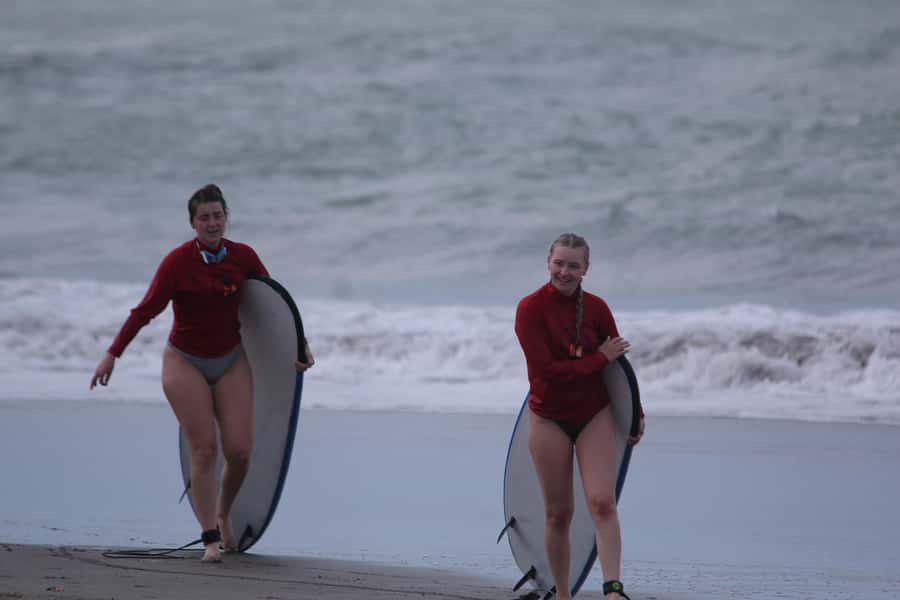 Canggu Surf Lesson - The ocean practice: from first push to standing up