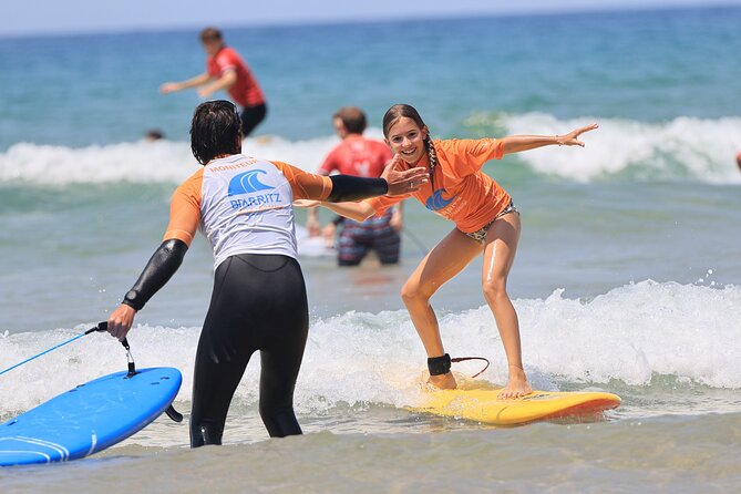 Classes DE Surf Collectif DE 1H30 - Getting ready at 10 Bd du Prince de Galles