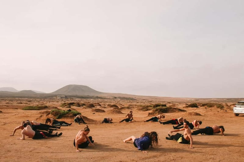 Come surf with me! Sealover Surfschool - Beach theory before the first wave