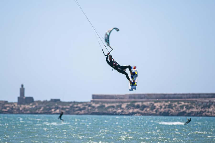 Essaouira: 2-Hour Kite-Surfing Lesson - The instructors and the teaching style