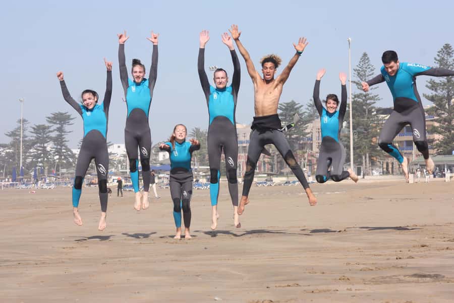 Essaouira surf lesson with Hotel Pickup - What happens when the beach is flat