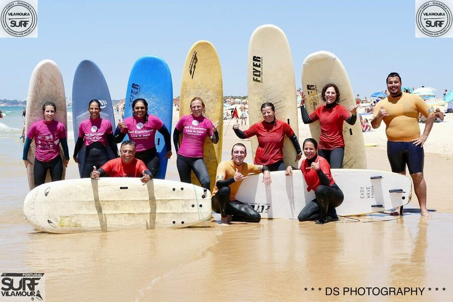 Falésia Beach Surf Class in Small Group + Hot Shower - A two-hour lesson built for first attempts