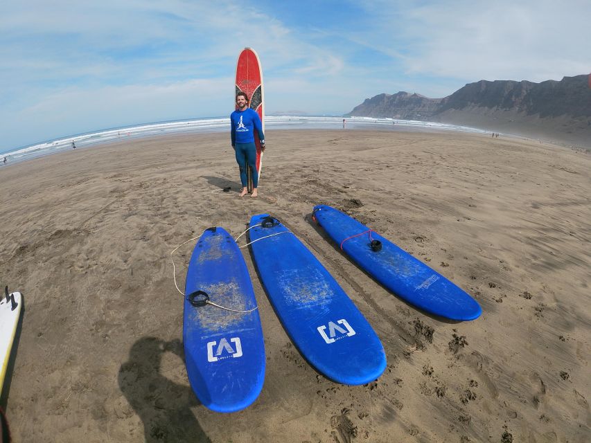 Famara Beach: Surfing Lessons with Videos - The beach lesson starts on land