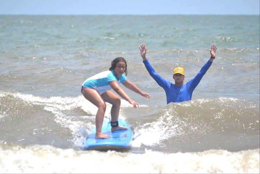 Folly Beach: Surf Lessons - Choosing between a group, private, or camp lesson