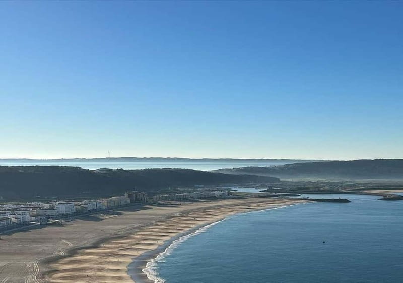 From Lisbon: Nazaré – Portugal’s Giant Waves Surf Tour - A quick look at the surf statue