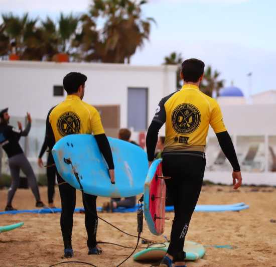 Fuerteventura: 3-Days Surf Lesson for Beginners in Corralejo - The first hour: theory, warm-up, and basic technique