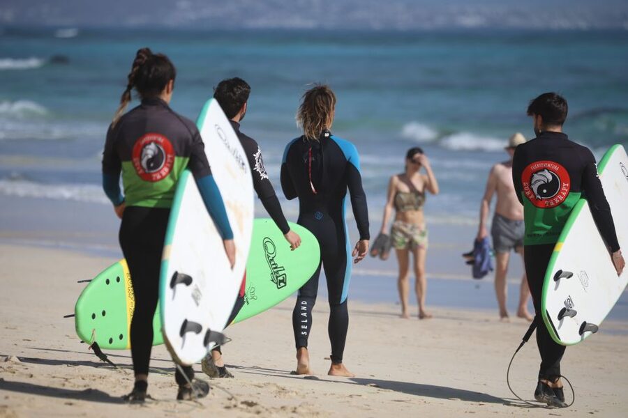 Fuerteventura : Corralejo Surf Lesson - Which instructors and teaching styles to expect