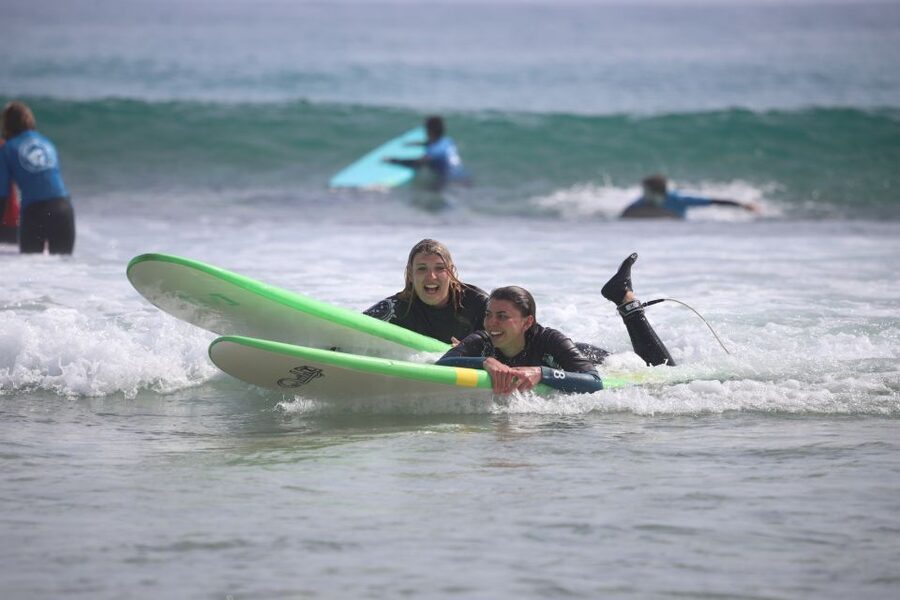Fuerteventura : Corralejo Surf Lesson - Who should book this Corralejo surf lesson?