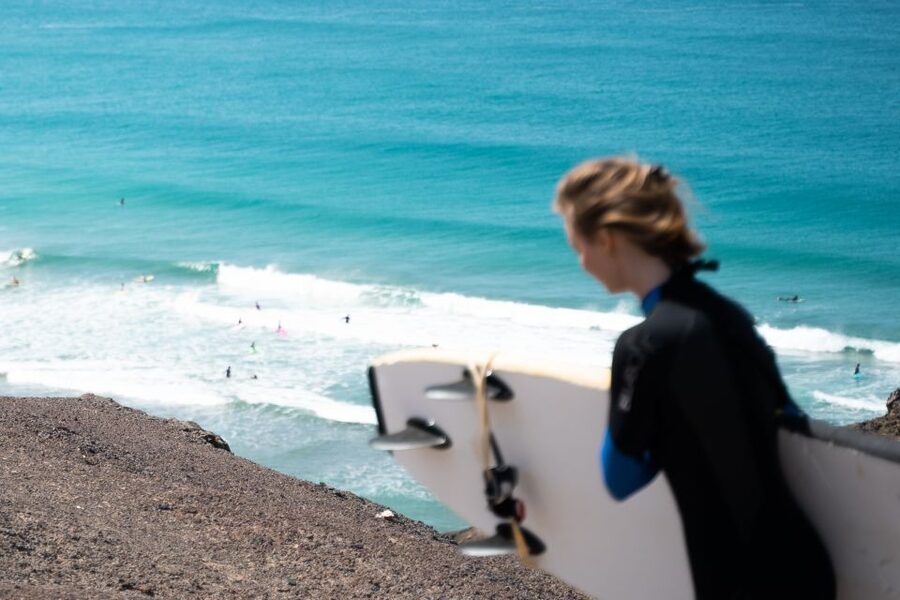 Fuerteventura: Surfing Lesson in the south of Fuerteventura - Equipment, clothing, and what to pack