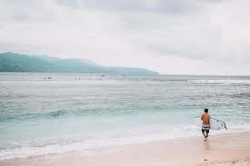 Gili Trawangan: Surf Course for Beginners & Advanced - Your first time on the board