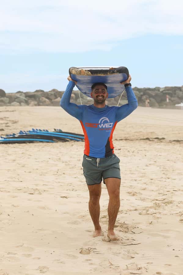 Gold Coast's Favourite Learn to Surf Lesson (Ages 13+) - Timing, cancellation, and planning your day