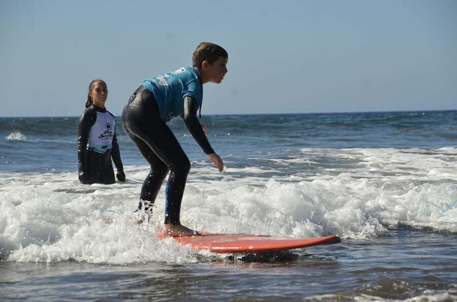 Gran Canaria: Kids & Teens Surf Lesson (8–16 yrs) - The beach warm-up and safety briefing