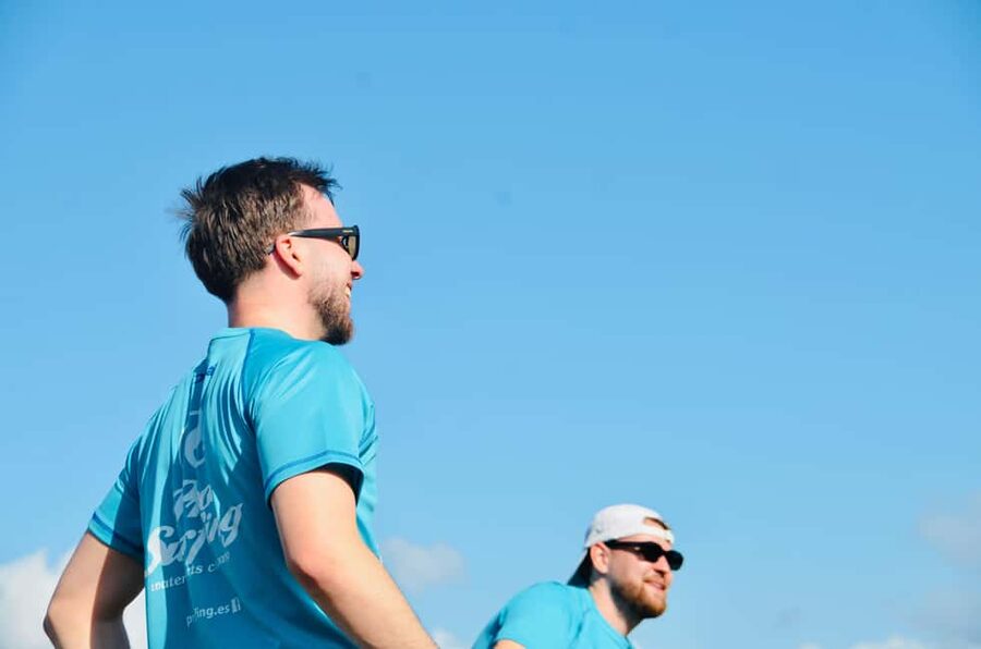 Gran Canaria: Kids & Teens Surf Lesson (8–16 yrs) - Practicing the take-off on dry sand