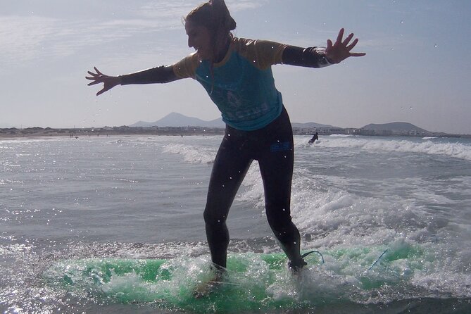 Group and private surf classes with a Certified Instructor in Lanzarote - What is included in the value
