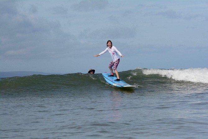 Group Surf Lesson for Beginners in Kihei at Kalama Park - What the group format feels like