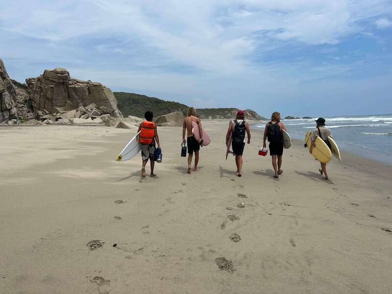 Huatulco: Surf Lesson with surf instructor. All Levels - Choosing the right beach in Huatulco