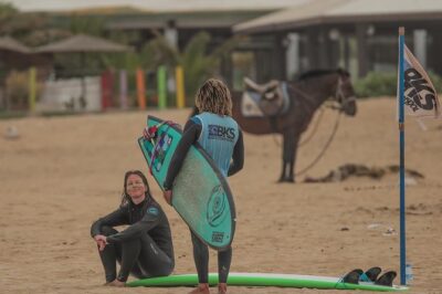 Initiation Group Surf