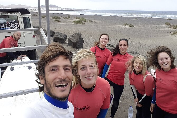 Kalufa Surf school in Caleta de Famara, Lanzarote - The first 30 minutes: learning to read the ocean