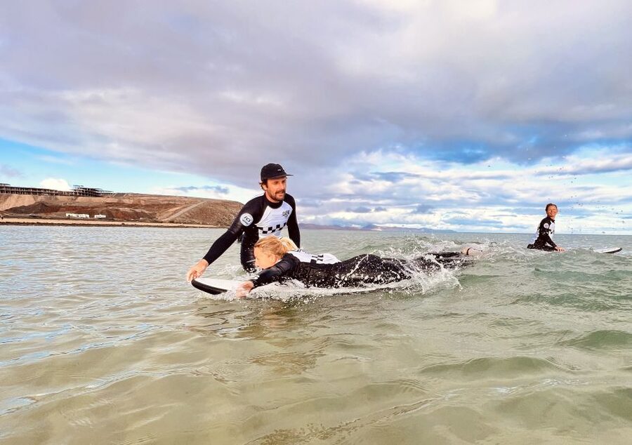 La Pared: Classic Surf Lesson in the South of Fuerteventura - New boards, fitted wetsuits, and accident insurance