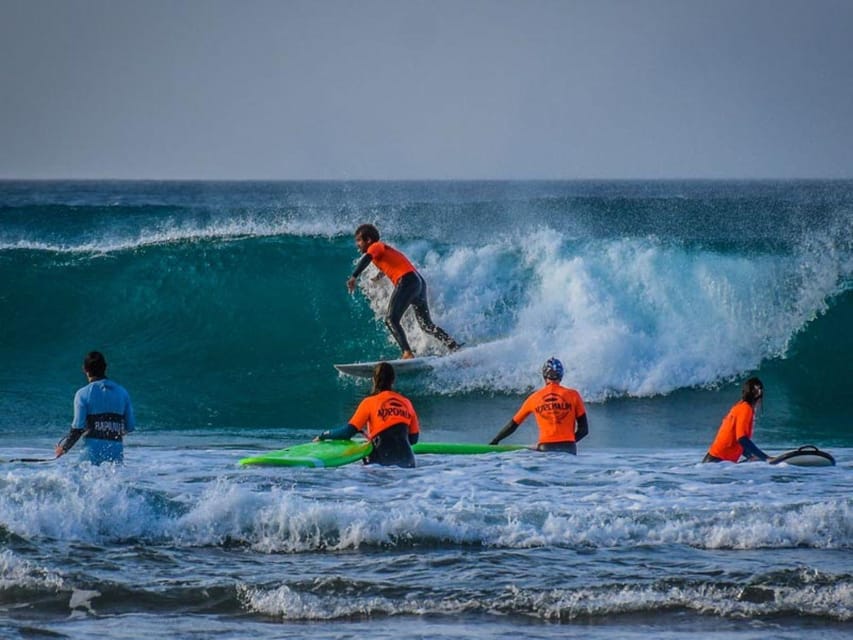 La Pared: Surf Courses for All Levels - What the two-hour La Pared lesson feels like