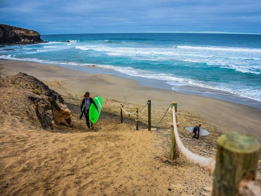 La Pared: Surf Courses for All Levels - A lesson for first-timers, with room for progress