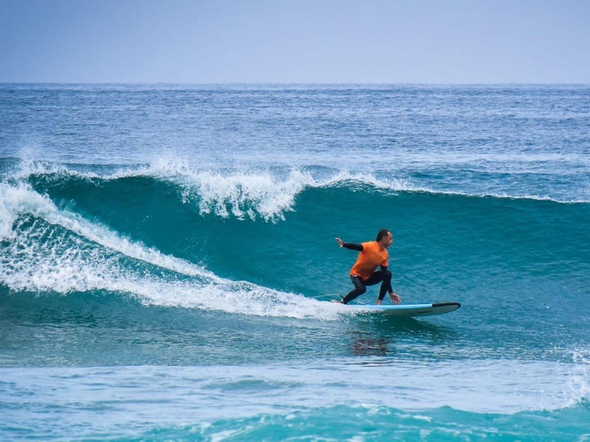 La Pared: Surf Courses for All Levels - Why the small group matters