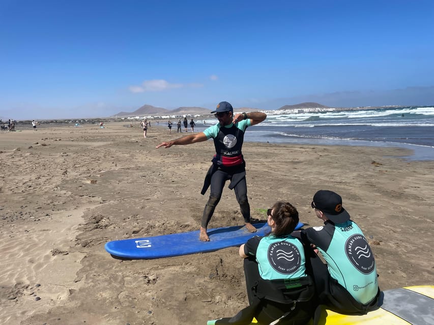 Lanzarote: dynamic surf lessons with friends or private lessons in Famara - The instructors are the main reason to book