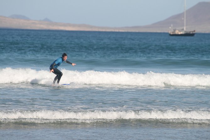Lanzarote Surfing Session - A lesson that allows room to get tired