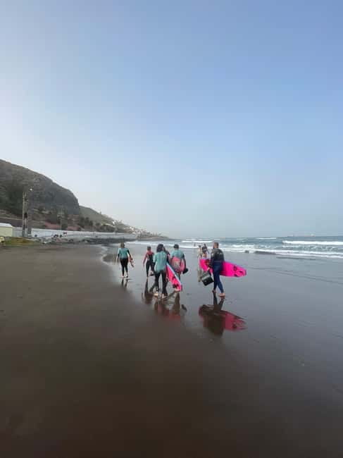 Las Palmas de Gran Canaria: Group surf lessons on La Laja beach - Small groups and the value of personal coaching