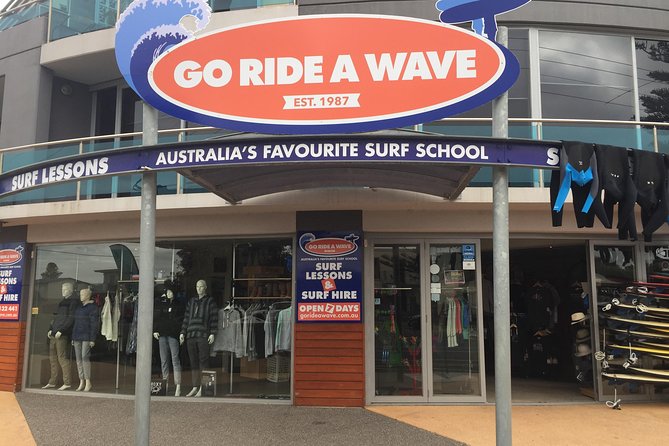 Learn to Surf at Torquay on the Great Ocean Road - The final stretch, catching waves with help