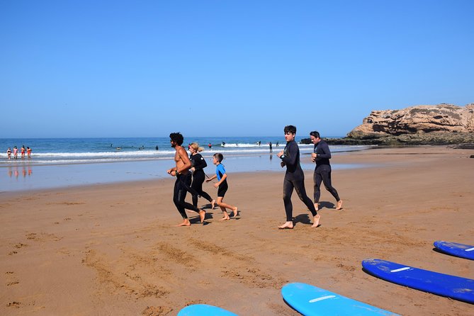 Learn to surf in Tamraght, with local surf instructor - Lunch on the beach breaks up the hard work
